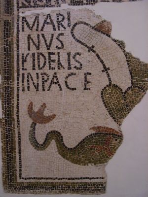 Mosaico funerario di Marino fedele in pace