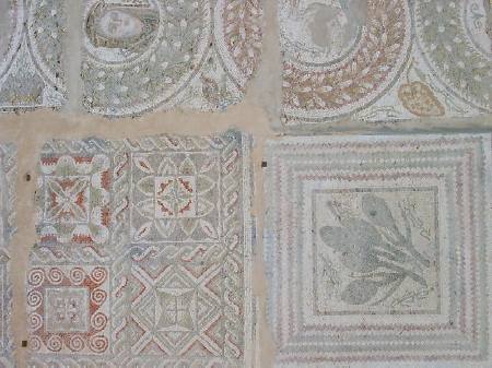 Frammenti di pavimento a mosaico