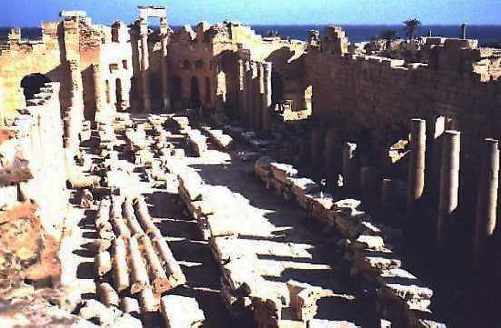 Leptis Magna: il Nuovo Foro con la Basilica di Settimio Severo