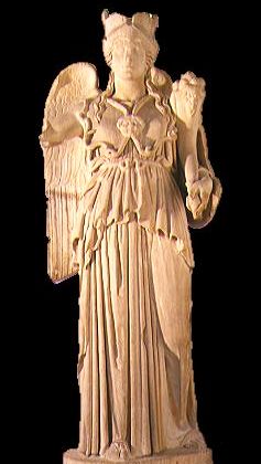 Imponente statua di Atena-Minerva