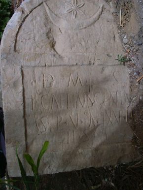 Iscrizione dedicata alla dea Tanit