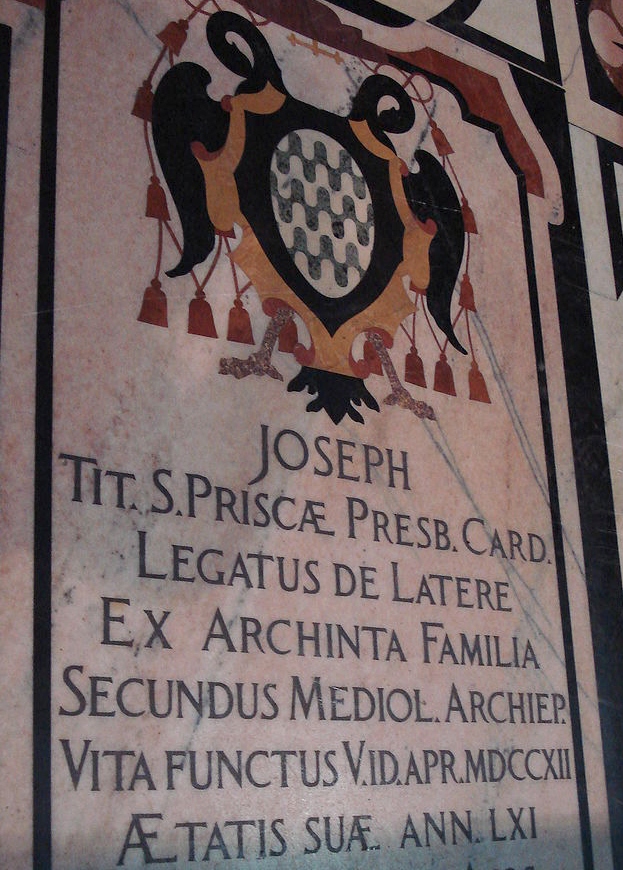 La lapide sulla tomba dell'arcivescovo Giuseppe Archinto nel Duomo di Milano