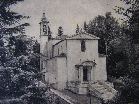 La parrocchiale di Cassago dopo l'ampliamento del 1930