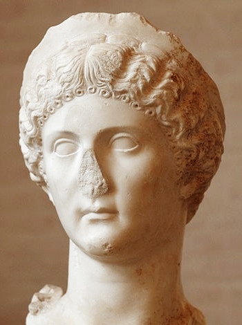 Busto marmoreo di Drusilla