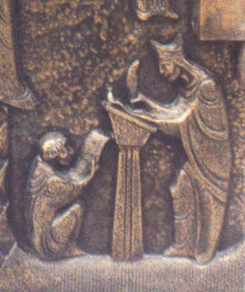Agostino allo scrittoio scrive i suoi libri, particolare della porta di sant'Agostino a Ried