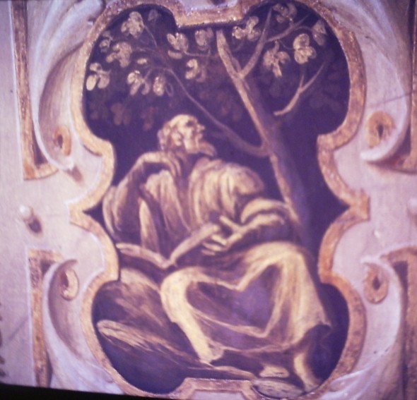 La scena del giardino a Milano Tolle lege, particolare della cappella Bontempi con il ciclo di affreschi del Fiammenghino