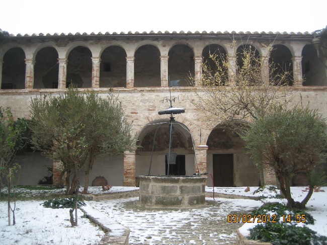 Il chiostro del convento di S. Agostino a Corciano, foto di Marco Mariotti Paradisi con l'autorizzazione del proprietario signor Paolo Massini