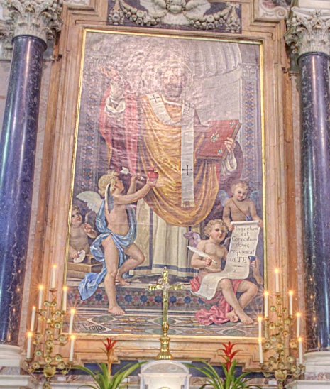La pala con sant'Agostino sull'altare maggiore della chiesa