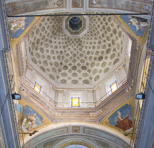 La cupola con gli affreschi dei Dottori della Chiesa