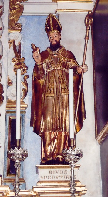 Statua di sant'Agostino nella cappella della Madonna della Cintura a Malgrate