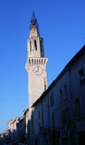 Chiesa e campanile di S. Agostino ad Avignone