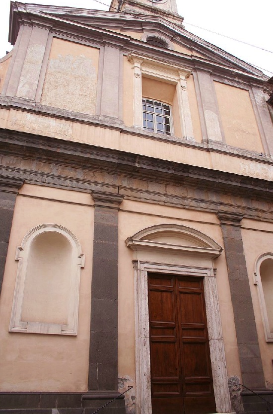 Facciata della chiesa di S. Maria Novella a Bracciano