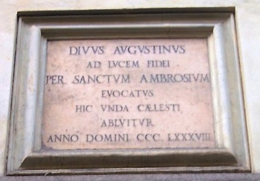 Lapide della chiesa di S. Agostino a Milano che ricorda il battesimo di Agostino