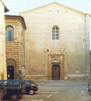 Il portale della chiesa di S. Agostino a San Severino