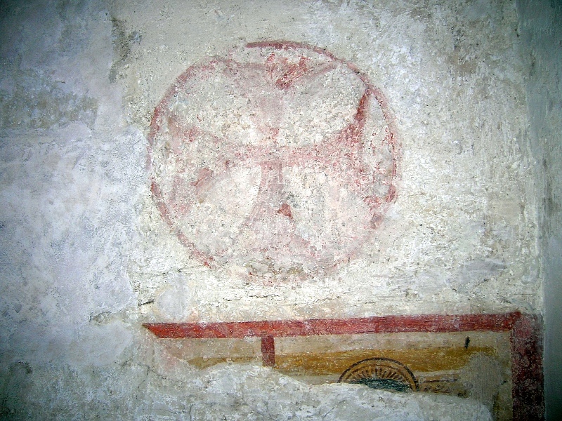 Affresco con una croce all'interno della chiesa di san Biagio a Cannara