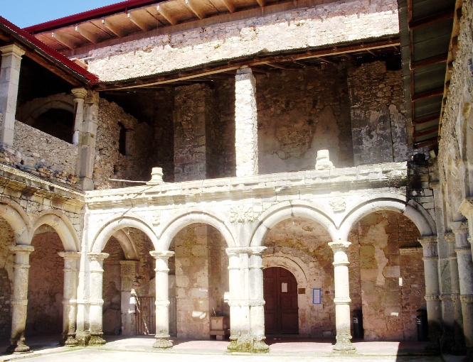 Il chiostro del convento di santa Maria a Molango de Escamilla