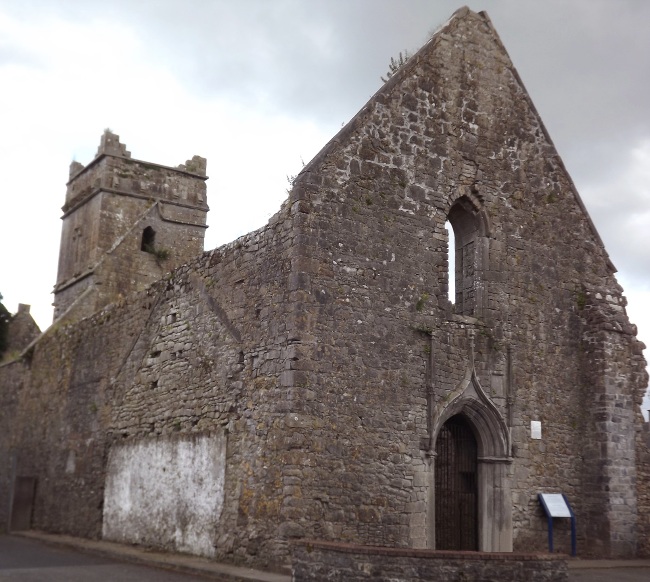 La struttura del monastero e della chiesa a Dunmore