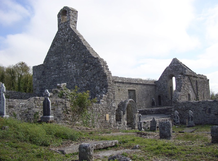 Particolare del monastero e della chiesa a Killone