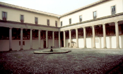 Il chiostro del convento agostiniano di Viterbo