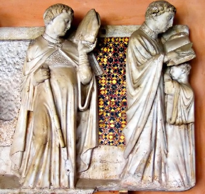 Roma: Tomba del cardinale Riccardo Annibaldi opera di Arnolfo di Cambio