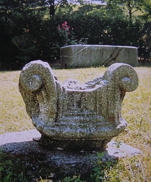 Capitello proveniente dall'area del Palazzo Pirovano-Visconti a Cassago