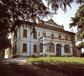 Il moderno aspetto dell'edificio dell'Asilo Visconti di Modrone